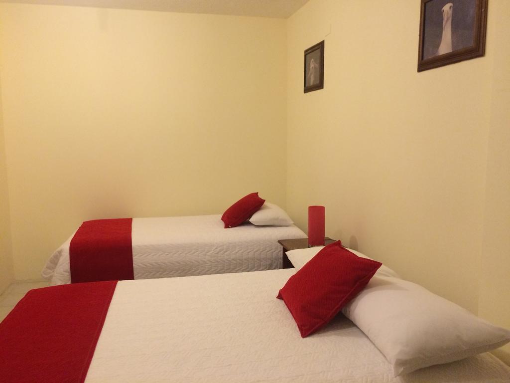 Hotel Red Booby 푸에르토아요라 외부 사진